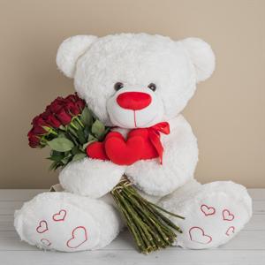 Aşk Demeti Gül Buketi Tutan Peluş Ayıcık nin resmi