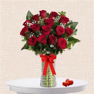 Cam Vazoda 13 Adet Gül nin resmi