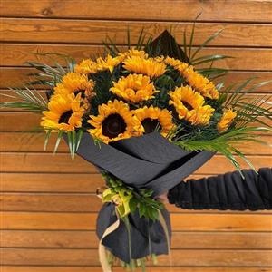 Güneş Işığım Ayçiçeği Buketi nin resmi