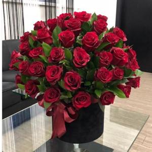 Kutuda 41 Adet Kırmızı Gül nin resmi