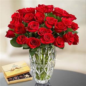 Sevgiliye Özel 25 Adet Kırmızı Gül Aranjmanı nin resmi