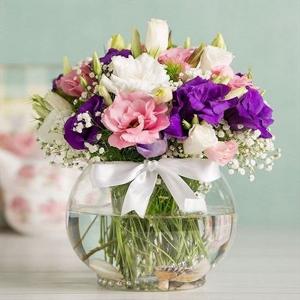 Tatlı Şey Lisyantus Aranjmanı nin resmi