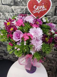 Çok Renkli Aranjman nin resmi