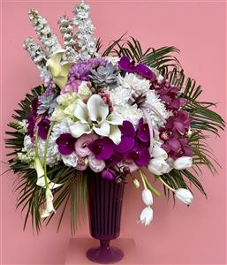 ithal çiçeklerden renkli arajman