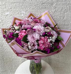 Pembe Tonlarında Karışık Buket