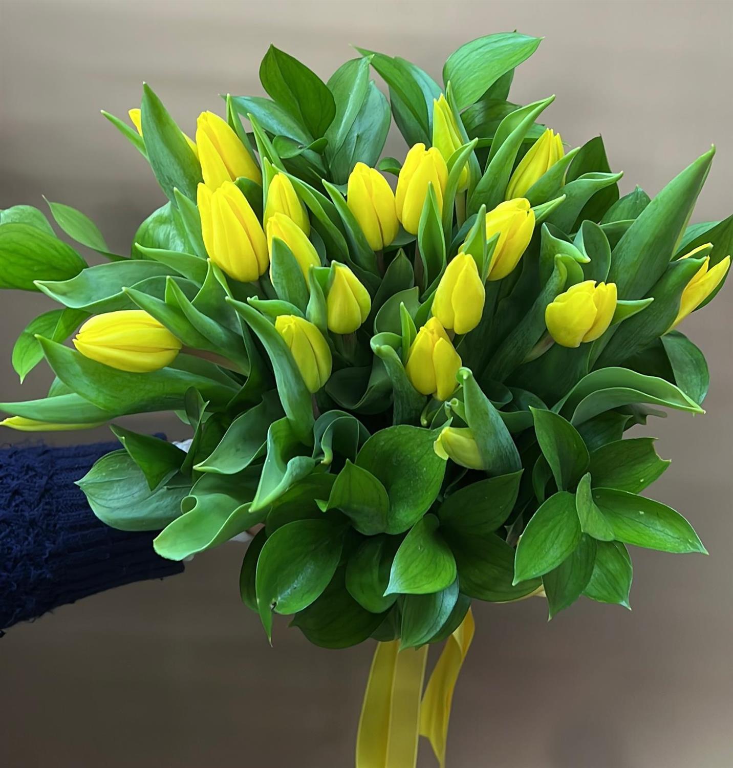 15 Adet Sarı Lale Buketi