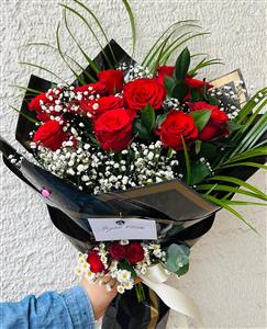 11 kırmızı gül buketi