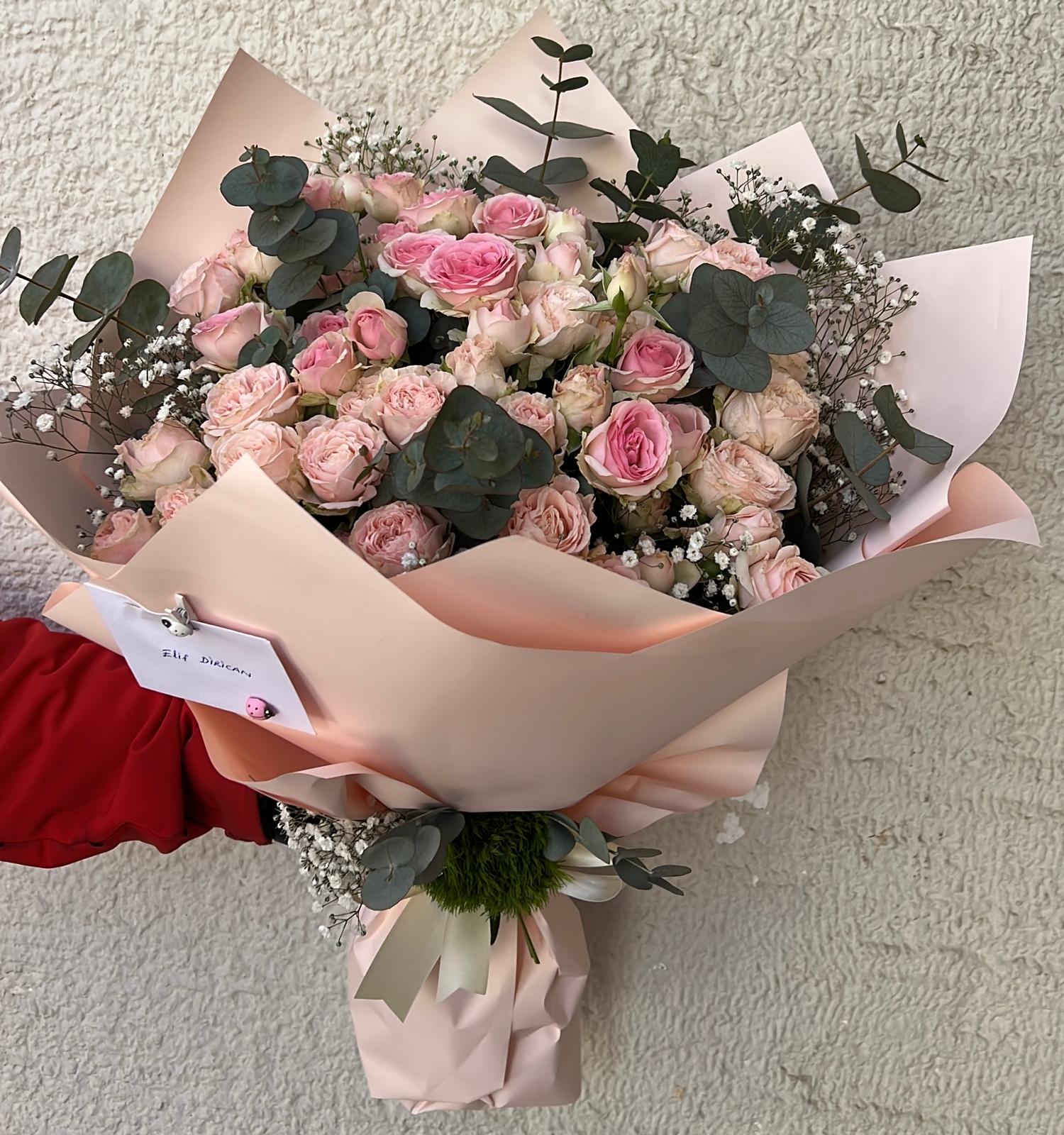 mini gül buketi