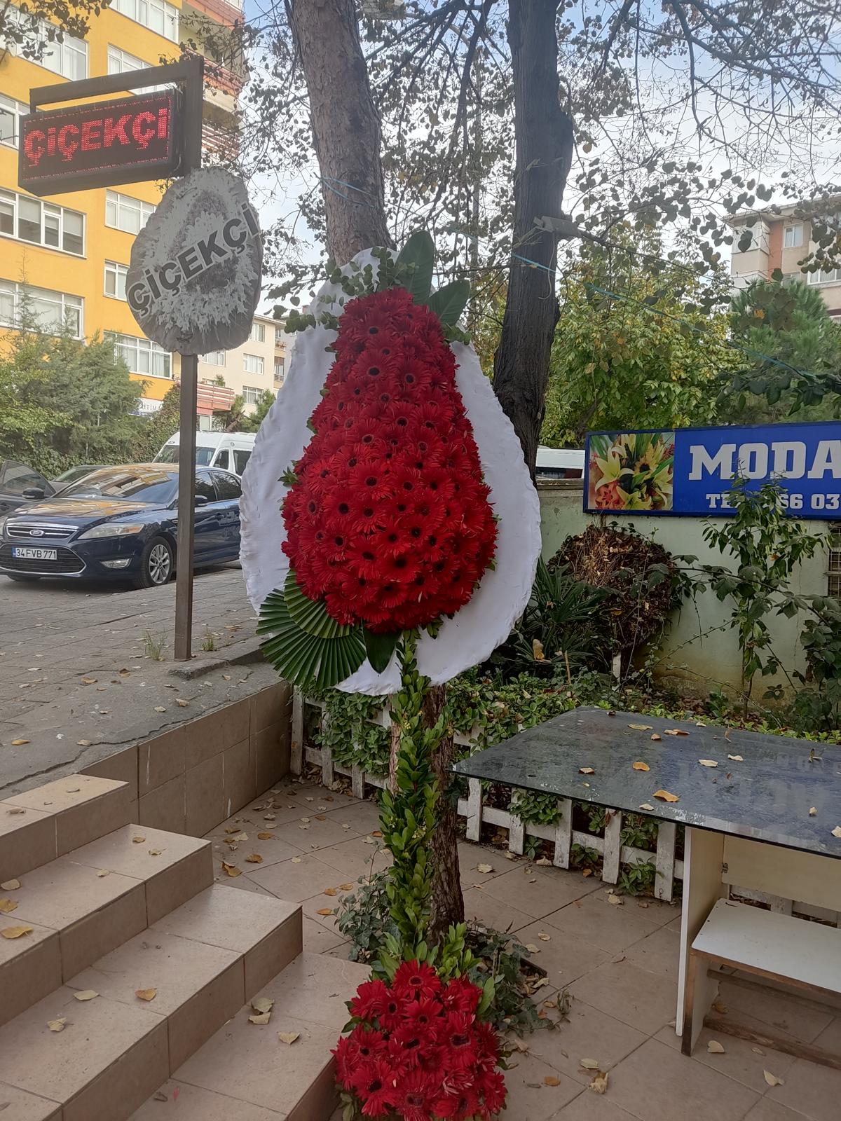 kırmızı gelin duvağı